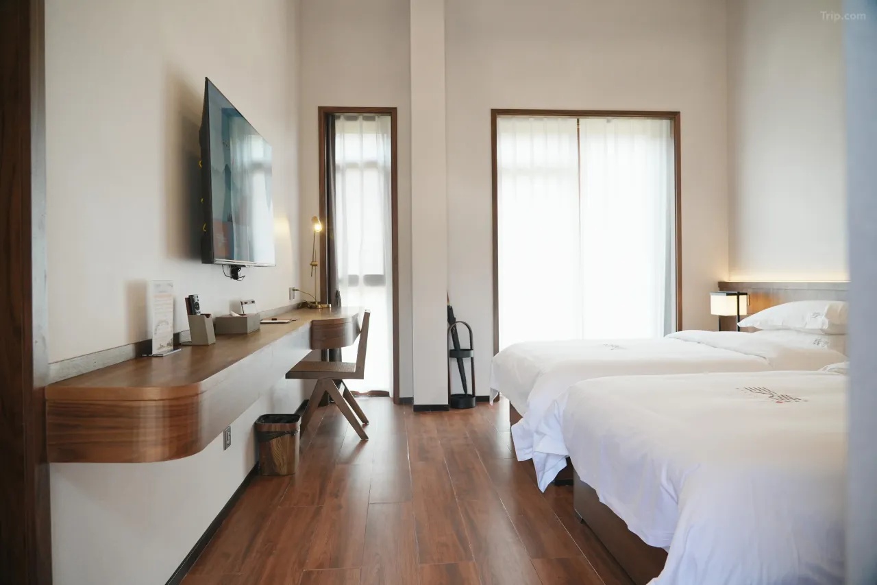 【山顶双人床】¥488/晚